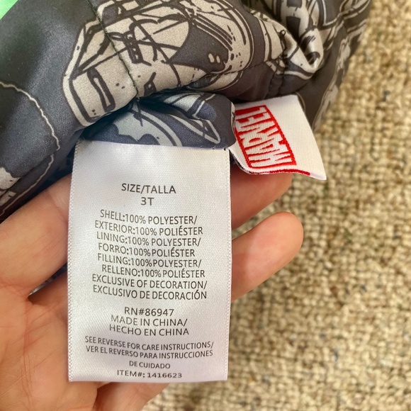 Size 3t Marvel Reversible Jacket Toddler Boy 3T Jacket - Picture 4 of 10